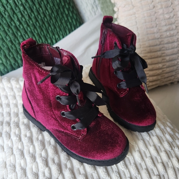 Cat & Jack Velvet Burgundy Kids Boots Girls Size 10 - Picture 1 of 5